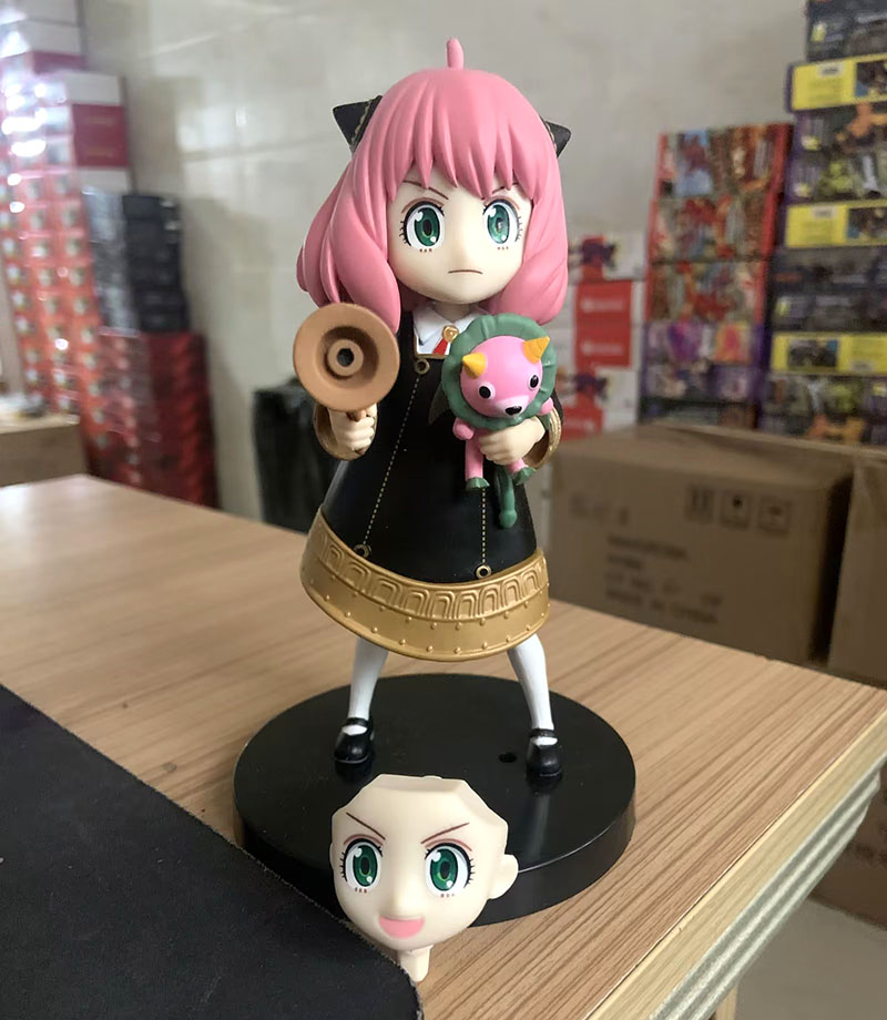 18cm Girl Anya Spy X Family Anime Figure Model Doll Decoration Toys Hobbies  Holiday Gift