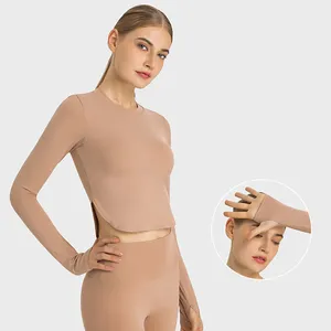 नई आगमन कस्टम लोगो सेक्सी लंबी आस्तीन जिम योग फसल शीर्ष महिलाओं स्लिम फिट आकस्मिक खेल पहनने टी शर्ट अंगूठे छेद फिटनेस कपड़े