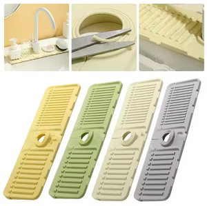 Tapis absorbant d'eau pliable et découpable en silicone souple pour évier de cuisine, anti-éclaboussures et anti-gouttes - Product Image 1