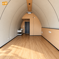 Cabane capsule préfabriquée en forme de A pour un projet hôtelier de glamping de luxe, tourisme écologique, location modulaire pour vacances