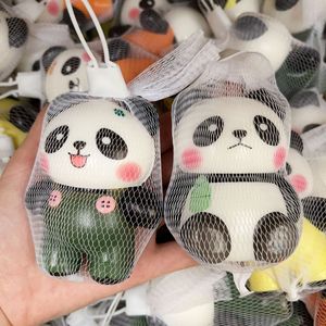 ของเล่นบีบแพนด้า ของเล่นคลายเครียด TPE นุ่มบีบได้ สำหรับเด็กอายุ 2-4 ปี ใช้ได้ทั้งเด็กชายและเด็กหญิง - Product Image 3