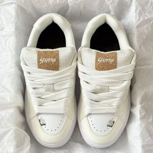 Chaussures décontractées polyvalentes pour femmes, style original et tendance, couleur beige, nouvelle collection automne 2026 - Product Image 6