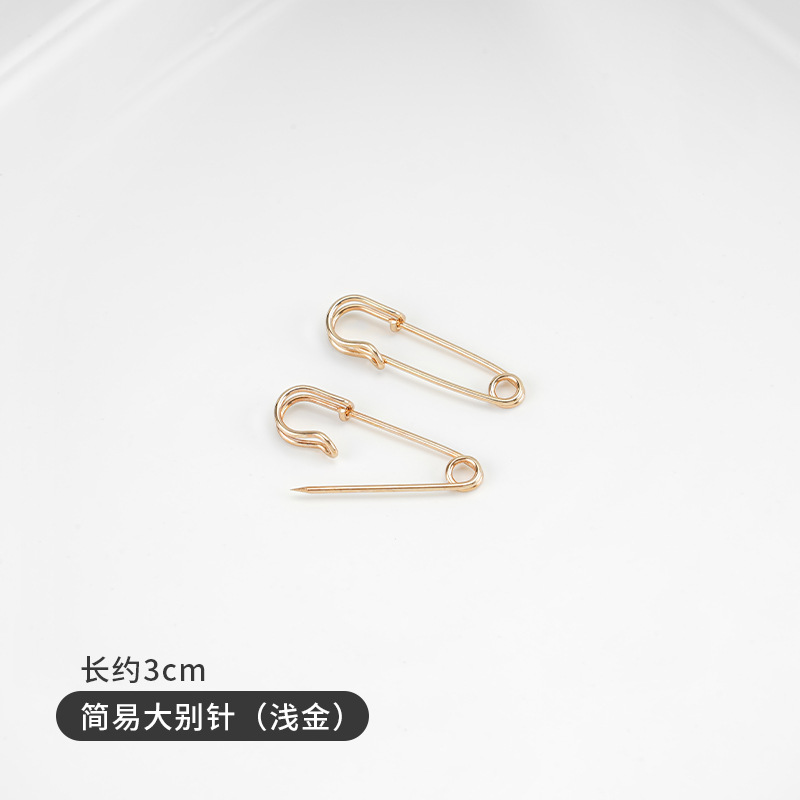 Grande épingle de sûreté : 3,0 cm (or clair)