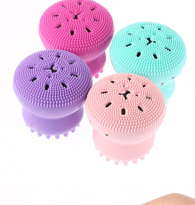 Wholesale New Portable Little Octopus Facial Washing Massage Exfoliating Brush Mini Silicone <b>Face</b> Cleansing Brush - Product Image 4