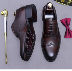 Chaussures en cuir de luxe de haute qualité, fabriquées à la main avec trois empiècements Goodyear, style business décontracté, chaussures en cuir formelles gravées pour hommes - Product Image 2