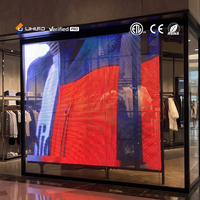 Écran publicitaire LED transparent UHLED P3.91-7.82, 80 % de transparence, 4500 nits, 3840 Hz, IP65, affichage en vitrine de magasin de détail