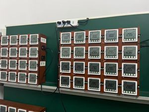 Thermostat de <span class=keywords><strong>radiateur</strong></span> <span class=keywords><strong>à</strong></span> design moderne, détecteur de température réglable, thermostat de chauffage central pour chauffage au sol dans les appartements - Product Image 5