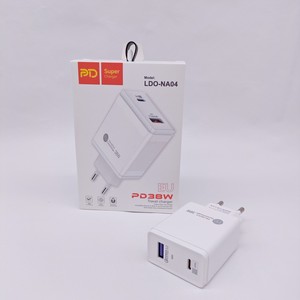 Oem <span class=keywords><strong>caricatore</strong></span> universale del telefono cellulare 18w per <span class=keywords><strong>Iphone</strong></span> tipo <span class=keywords><strong>C</strong></span> <span class=keywords><strong>caricatore</strong></span> del telefono cellulare adattatore di alimentazione adattatore di alimentazione 20w <span class=keywords><strong>caricatore</strong></span> del telefono - Product Image 4