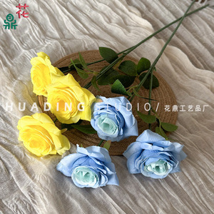Rosas Artificiales de Seda de 3 Cabezas, en Capas, Realistas, para Decoración de Bodas, Estilo Moderno - Product Image 2