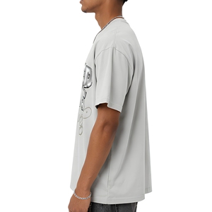 เสื้อยืดคอตตอนหนาน้ำหนักมากสำหรับผู้ชาย พรีเมียม พิมพ์ลายตัวอักษร 3 มิติ แบบพัฟฟ์ ทรงโอเวอร์ไซส์ หลวม สไตล์ฮิปฮอป สตรีทแวร์ - Product Image 4