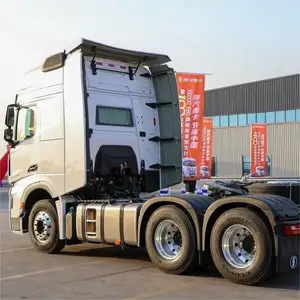 Kullanılan SHACMAN X6000 6*4 Euro3 kamyon traktör güçlü traktör Cummins motor manuel şanzıman satışa