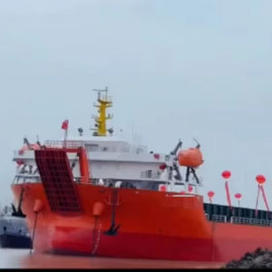 <span class=keywords><strong>Barge</strong></span> à pont en acier d'<span class=keywords><strong>occasion</strong></span> de 12 000 tonnes, transporteur de marchandises en vrac avec navigation avant et rampe pour le transport routier, marque Haiou, construite en 2022 - Product Image 1