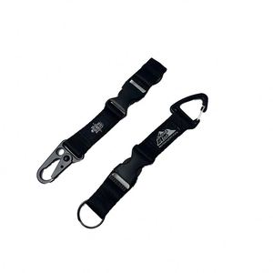 Porte-clés personnalisés en tissu brodé sur mesure pour avion et aviation - Product Image 1
