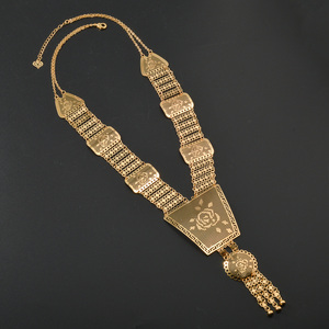 Collar bohemio de oro fino de 18 quilates, ligero, con flecos de cuentas de filigrana de rosa hueca en forma de trapezio, pulido y antideslustre. - Product Image 2