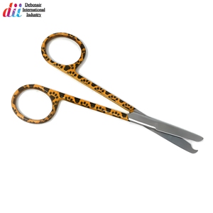 Juego de 3 Piezas de Instrumentos Médicos con Estampado de Leopardo: Pinza Kocher, Tijeras Lister para Vendajes. Proveedor Mayorista de Primera Calidad - Product Image 2