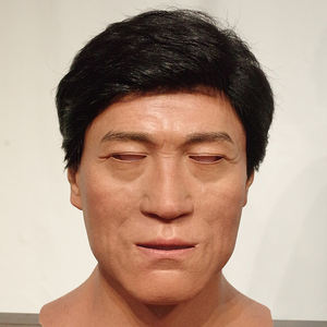 Moldes de Resina Hechos a Medida, Hechos a Mano, Hiperrealistas, Robot Humanoide, Estatua de Silicona Suave, Escultura, Máscara en Venta - Product Image 4