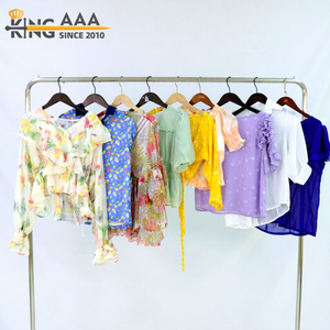 Chemise en soie pour femmes de qualité supérieure, d'occasion, de haute qualité, vêtements d'été d'occasion, lot de chemises pour femmes de la marque PUYI - Product Image 1
