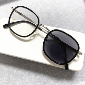 Lunettes photochromiques anti-lumière bleue rondes <span class=keywords><strong>marron</strong></span> fauve rétro, verres photo gris 2026, pour ordinateur, optiques, pour filles et femmes 2026 - Product Image 1