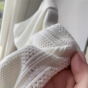 Pull en maille à manches longues ajouré de couleur unie pour femme, style sweat à capuche, tendance - Product Image 4