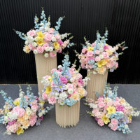 Centro de Mesa Floral 5D Hecho a Mano con Flores en Tonos Pastel Rosa, Azul y Amarillo para Bodas, Despedidas de Soltera y Fiestas de Cumpleaños
