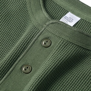 Camiseta <span class=keywords><strong>Henley</strong></span> de Manga Larga para <span class=keywords><strong>Hombre</strong></span>, Estilo Vintage, Color Caqui, Tejido Waffle, 100% Algodón, Estilo Americano, Corte Holgado, Tejido de Punto, Talla Grande - Product Image 4