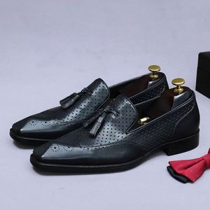 Chaussures habillées d'été pour hommes en cuir véritable faites à la main, à bout pointu, avec pompons, ajourées, respirantes et antidérapantes, idéales pour le bureau et la carrière - Product Image 5