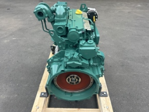 Moteur Diesel Volvo D6D d'origine, neuf, pour chargeuses-pelleteuses et excavatrices BL60 BL71, en excellent état de fonctionnement. - Product Image 3