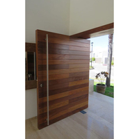 Porte extérieure moderne en bois avec incrustation métallique et placage noyer pour chambre et bureau à domicile – Design intérieur moderne pour projets hôteliers