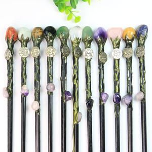 批发水晶巫术供应商手工制作女巫棒愈合水晶石魔术棒派对装饰品 - Product Image 5