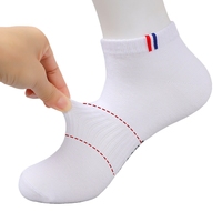 Chaussettes de sport respirantes en nylon/coton absorbant la transpiration pour usage quotidien et fitness, personnalisables en gros