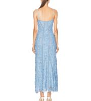 Robe longue en satin bleu clair de luxe avec dentelle pour femmes |   Étiquette privée personnalisée |   Robe de soirée élégante à bretelles spaghetti pour l'été