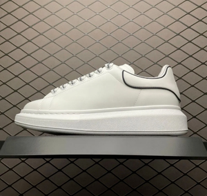 Zapatos de hombre al por mayor de fábrica para deportes al aire libre, parte superior de cuero genuino transpirable, diseño que aumenta la altura, zapatos de caminar a la moda - Product Image 2