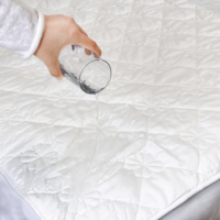 Vente en gros de surmatelas de lit rafraîchissant imperméable à l'eau rembourrage en bambou polyester matelassé à motifs floraux pour la maison hôtel housse de matelas souple