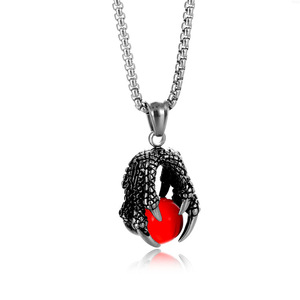Vente en gros de pendentifs de style hip-hop européen et américain incrustés de pierres précieuses, griffes de dragon coulé, collier boule rouge - Product Image 2
