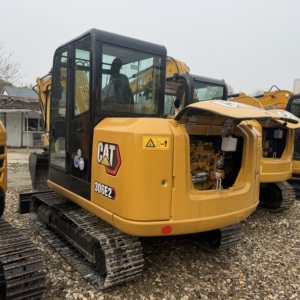 Excavatrice sur chenilles hydraulique Caterpillar CAT 306E2 d'occasion, mini-pelle de 6 tonnes, poids en marche 5 <span class=keywords><strong>800</strong></span> kg, pour la construction - Product Image 3