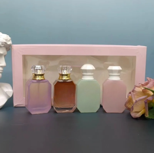 Luxury Long-Lasting <b>Spray</b> Wholesale Women's Perfume Gift <b>Set</b> Floral Fruity Portable Dubai Arabic 30ml*4 Eau De Parfum Liquid <b>Set</b> - Product Image 5
