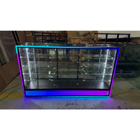 Vitrine en verre trempé de 6 pieds avec cadre en aluminium noir verrouillable, étagères à niveaux, vitrine pour boutique de tabac, éclairage LED RVB coloré