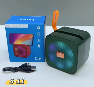 <span class=keywords><strong>S11</strong></span> sản xuất RGB không dây loa bluetooth di động với điện thoại đứng đèn đầy màu sắc cho du lịch, Đảng - Product Image 4