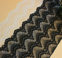 Bande de dentelle élastique large personnalisée en stock, fabriquée en tissu maillé, dentelle élastique large noire et blanche pour vêtements