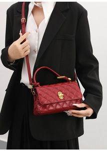 <strong>Alibaba</strong> <strong>China</strong> Hot Supplier Elegant Style Ladies Quilted Bags Great Purses and Handbags Female 2025 Ins Hot Sale Women Phone Bags - Product Image 4