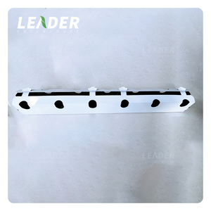 Système de suspension de gouttière <span class=keywords><strong>en</strong></span> PVC pour serre hydroponique fraise gouttière noire et blanche à travers <span class=keywords><strong>en</strong></span> rouleau - Product Image 3