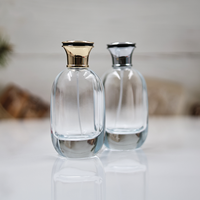 Vente en gros de bouteille de parfum plate en verre de 100ml couvercle en alliage de zinc boîte-cadeau personnalisée diffuseur sérigraphie manipulation de surface de gel