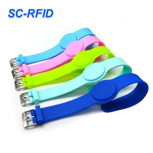 Pulsera NFC con Chip F08 TK4100 de 13.56MHz/125KHZ, Duradera y de Venta Caliente, Pulsera Ajustable Inteligente con Logotipo Personalizado Impreso, Pulsera <span class=keywords><strong>RFID</strong></span> - Product Image 4