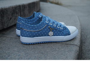 Zapatos planos clásicos de lona para mujer, zapatillas informales de suela gruesa y baja, calzado cómodo y moderno para caminar a diario - Product Image 3