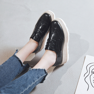 Chaussures plates en cuir style coréen à plateforme épaisse pour femmes, à porter toute l'année - Product Image 2
