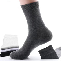 Chaussettes pour hommes tendance à étiquette privée personnalisée, en spandex/nylon, respirantes, écologiques, décontractées pour l'hiver, pour adultes