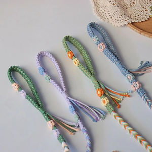Vendita calda fatta a mano a mano guinzaglio per cani in cotone intrecciato Paracord con bellissimi accessori di fiori per animali domestici - Product Image 4