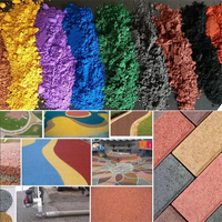Poudre de pigment d'oxyde de fer rouge, jaune et noir pour la coloration du béton et du ciment, les revêtements de peinture, le mortier de briques et de carreaux, et la teinture.
