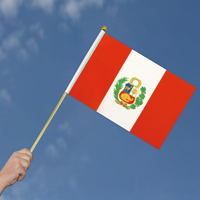 2024 Venta caliente de fábrica Perú poste de madera bandera ondeada a mano para vacaciones generales
