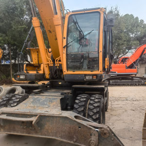 Excellente excavatrice hydraulique originale de roue de Hyundai 210W-9 d'occasion - Product Image 4